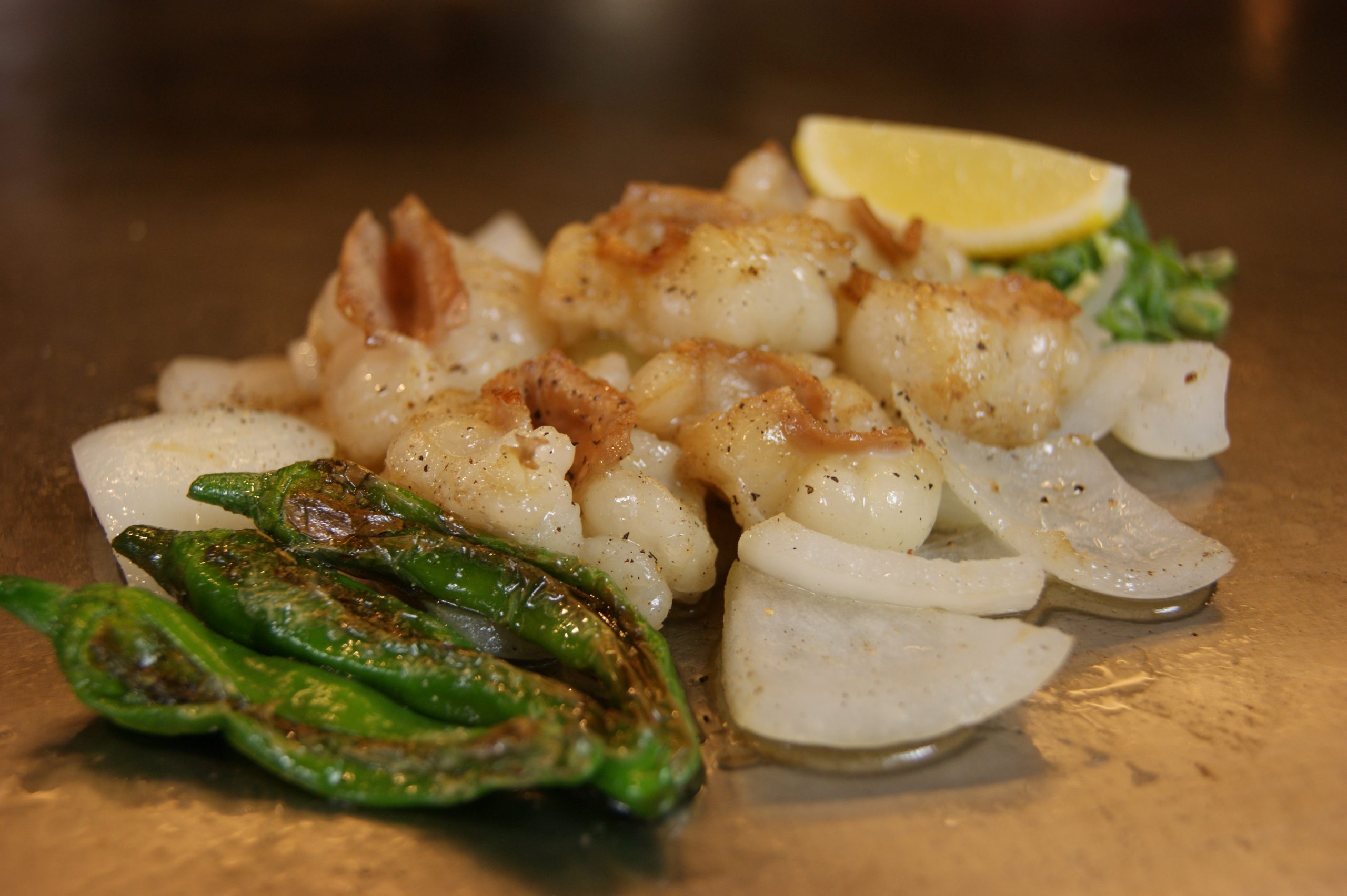 座敷があるお好み焼き屋に行くなら広島中区のちんちくりんへ！！【お好み焼・鉄板焼 ちんちくりん 流川店】