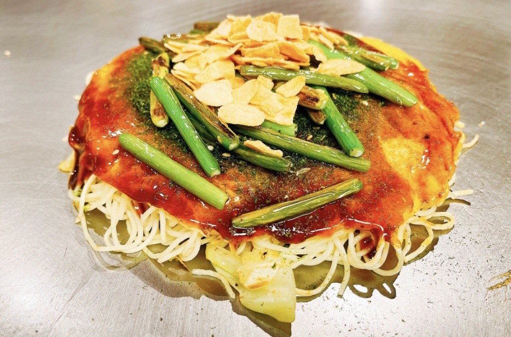 新橋で広島名物お好み焼き・鉄板焼きを食べるなら【お好み焼・鉄板焼 ちんちくりん 新橋本店】