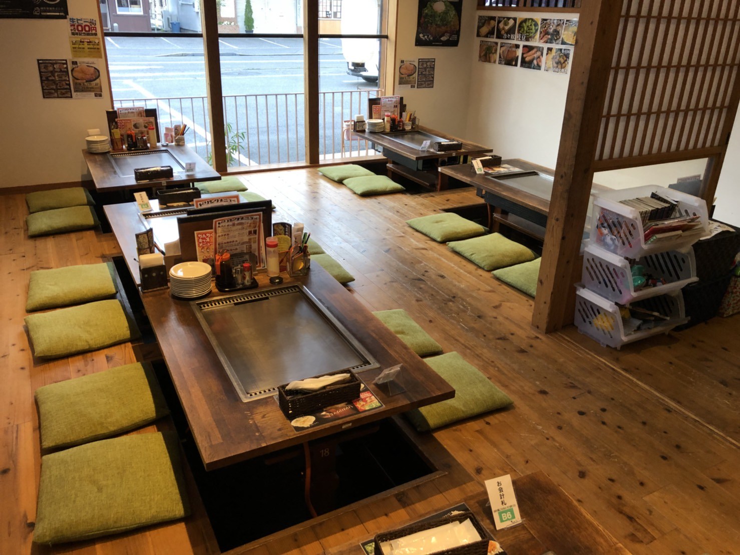 安佐南区でお子様連れでのご飯なら！個室のご用意有り【お好み焼・鉄板焼ちんちくりん八木店】