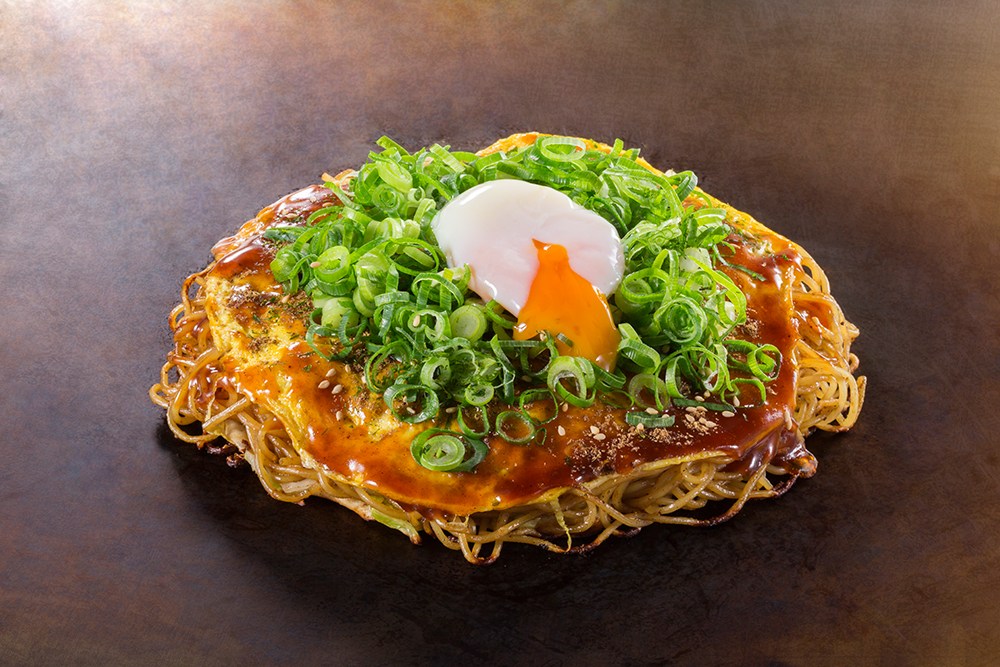 【お好み焼き×ちんちくりん×鉄板焼き】くにまつさんとコラボしたお好み焼あります♪