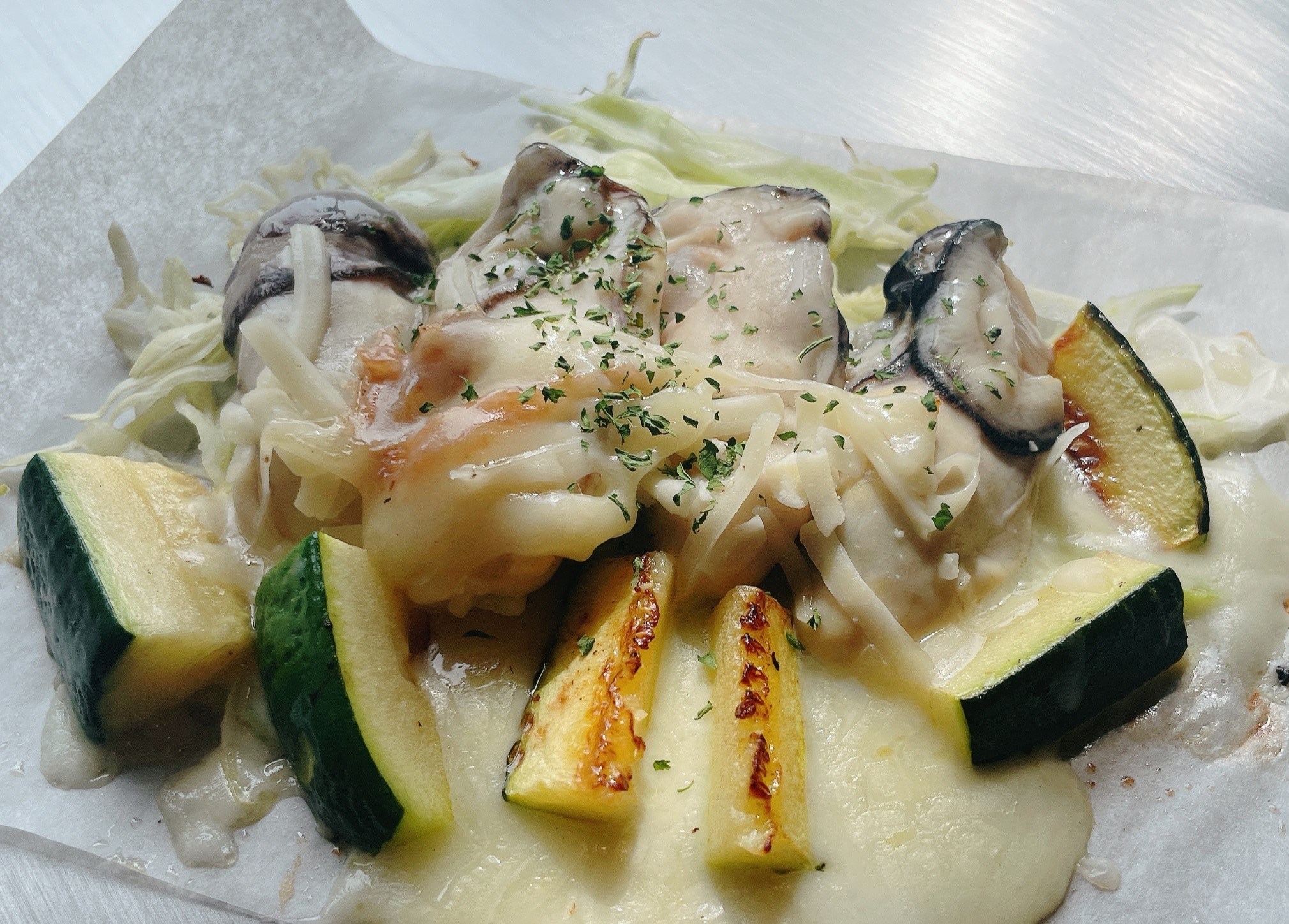 【海鮮料理×鉄板料理×牡蠣】新メニューがまたしても登場です♪